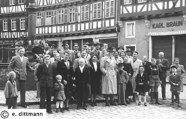 Feuerwehrausflug 1951 nach Schorndorf.jpg (157495 Byte)